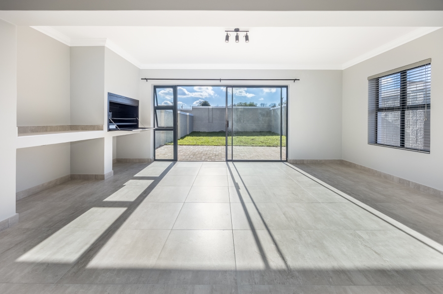 3 Bedroom Property for Sale in Brackenfell South Western Cape